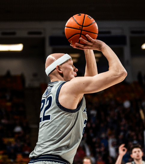 Aggie men snap losing streak, tame the Lobos - Vimarsana News