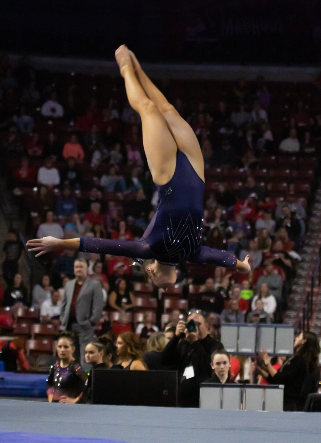 USU Gymnastics Places Third Overall at Best of Utah Competition The