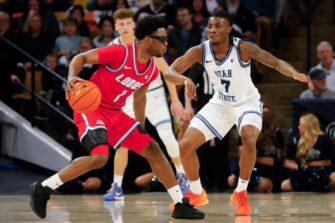 Collins Jr. powers Utah State past New Mexico, clinches outright Mountain West title