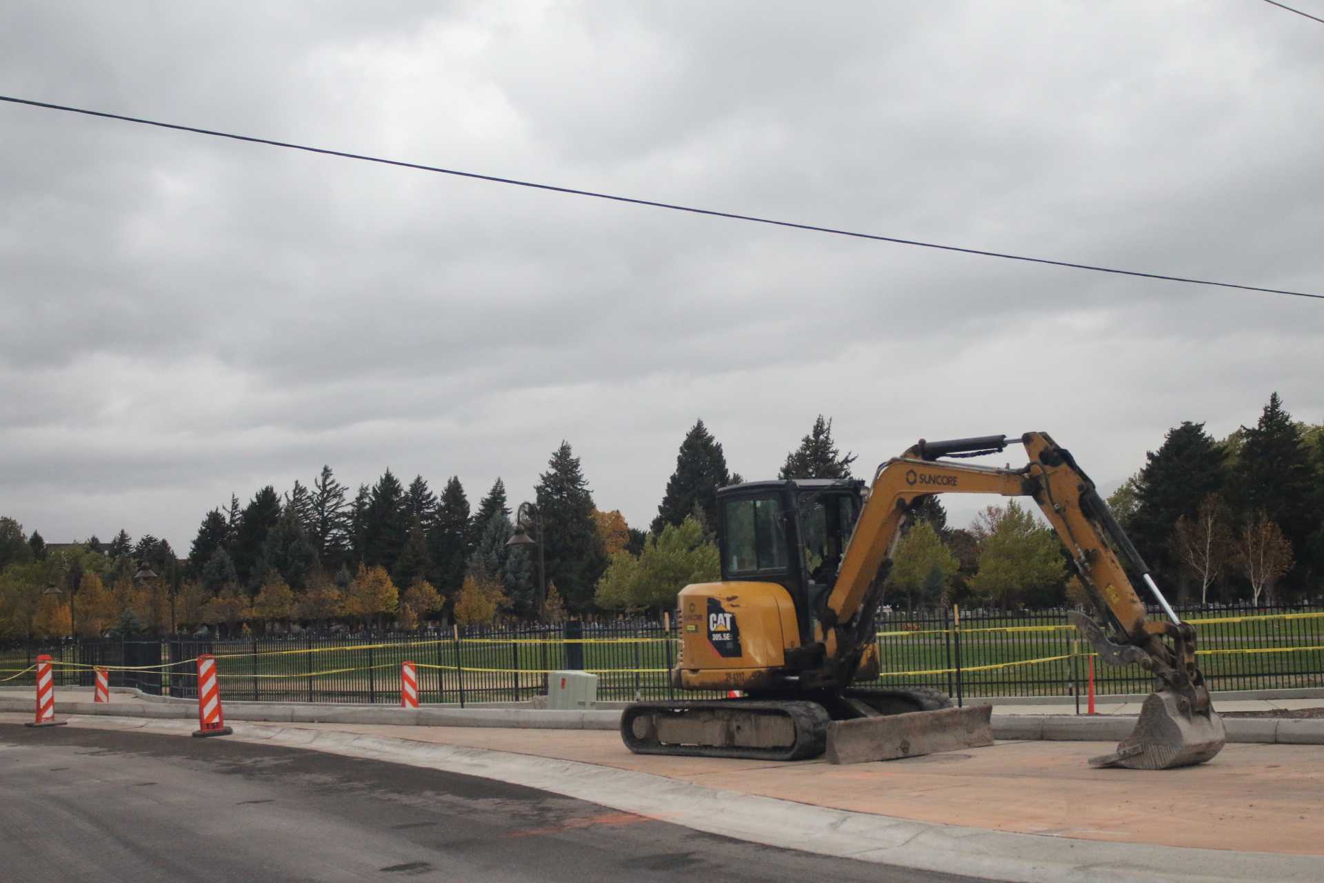 Su Roundabout Roundabout construction 'confuses' on 1200 E. in front of the Student ...